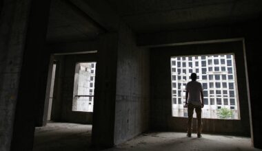 Is a Chinese implosion looming?