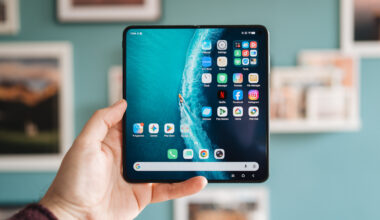 Image of a foldable phone
