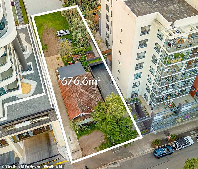 Selling agent Vanessa Kim told the owner to list in winter, saying: “You must sell in winter and we’ll get a top dollar.”