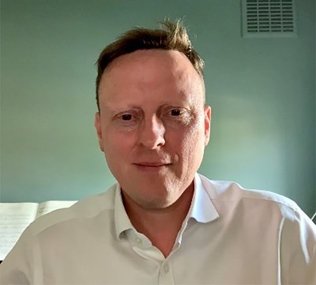 Professor Stephen Till, a consultant allergist at Guy's and St Thomas' NHS Foundation Trust, says patients can be desensitised to their allergies by repeated exposure