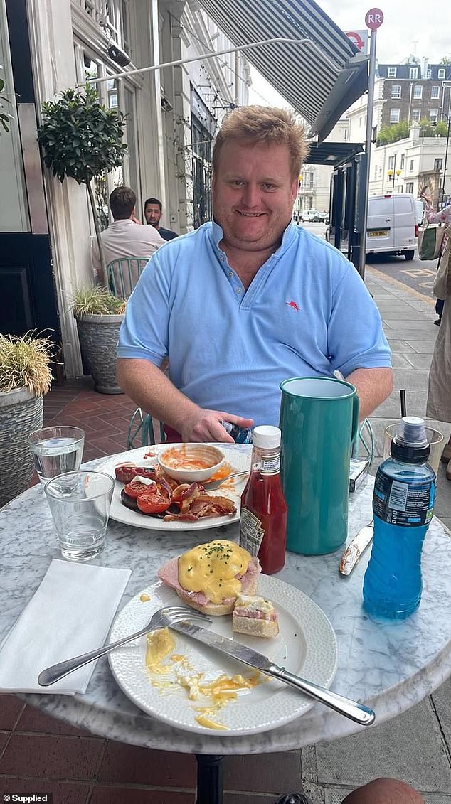 At his heaviest, William weighed 135kg (300lbs or 21st 4lbs) and had high blood pressure, gout and the early signs of diabetes