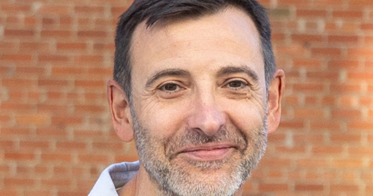 Essex sci-fi author announces first children's book