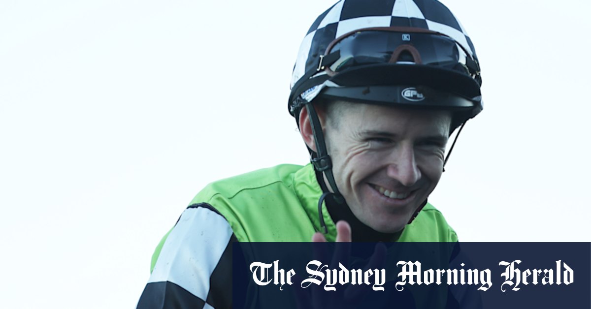 Travolta caps big day out for Collett and Waller on final Saturday