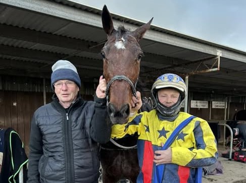Gary and Darryl enjoying a Sweet ride with freakish mare