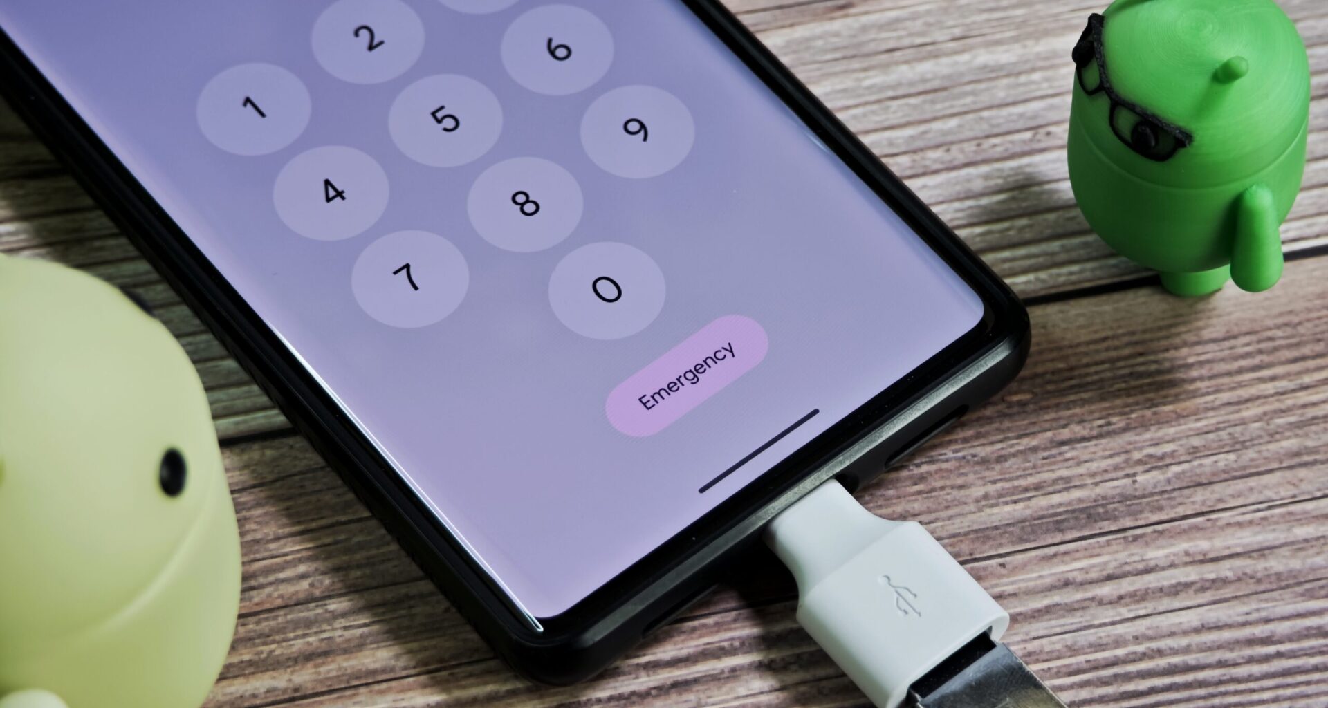 USB stick plugged into an Android phone while locked hero image