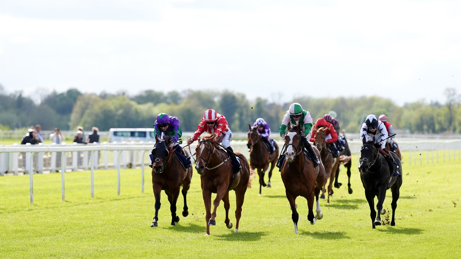 Windsor hosts today's live racing