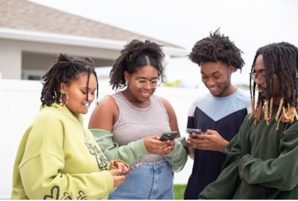 Global Internet Users Hit 5.64 Billion as Mobile Dominates Online Access