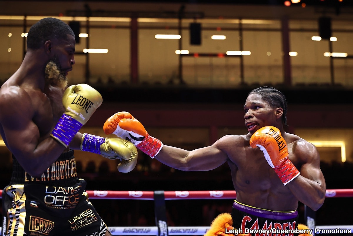 Image: Boxing Results: Raymond Ford Secures Unanimous Decision Over Abraham Nova