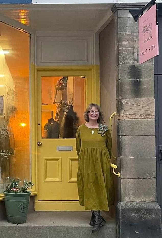 Amanda's supporters, many of whom purchased her popular DIY crafting kit subscriptions, claim she was hounded out of Bentham by a clique of 'pathetic harridans' - but others claim her mental health made her 'distressed and hysterical'