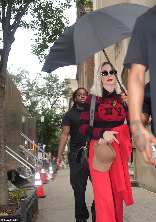 David Frankel and Aline Brosh McKenna, the director and writer respectively of the original movie, have been enlisted for the same jobs on the sequel