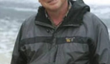 Legendary New Zealand-born cinematographer John Bartley died on Sunday in Los Angeles , aged 78
