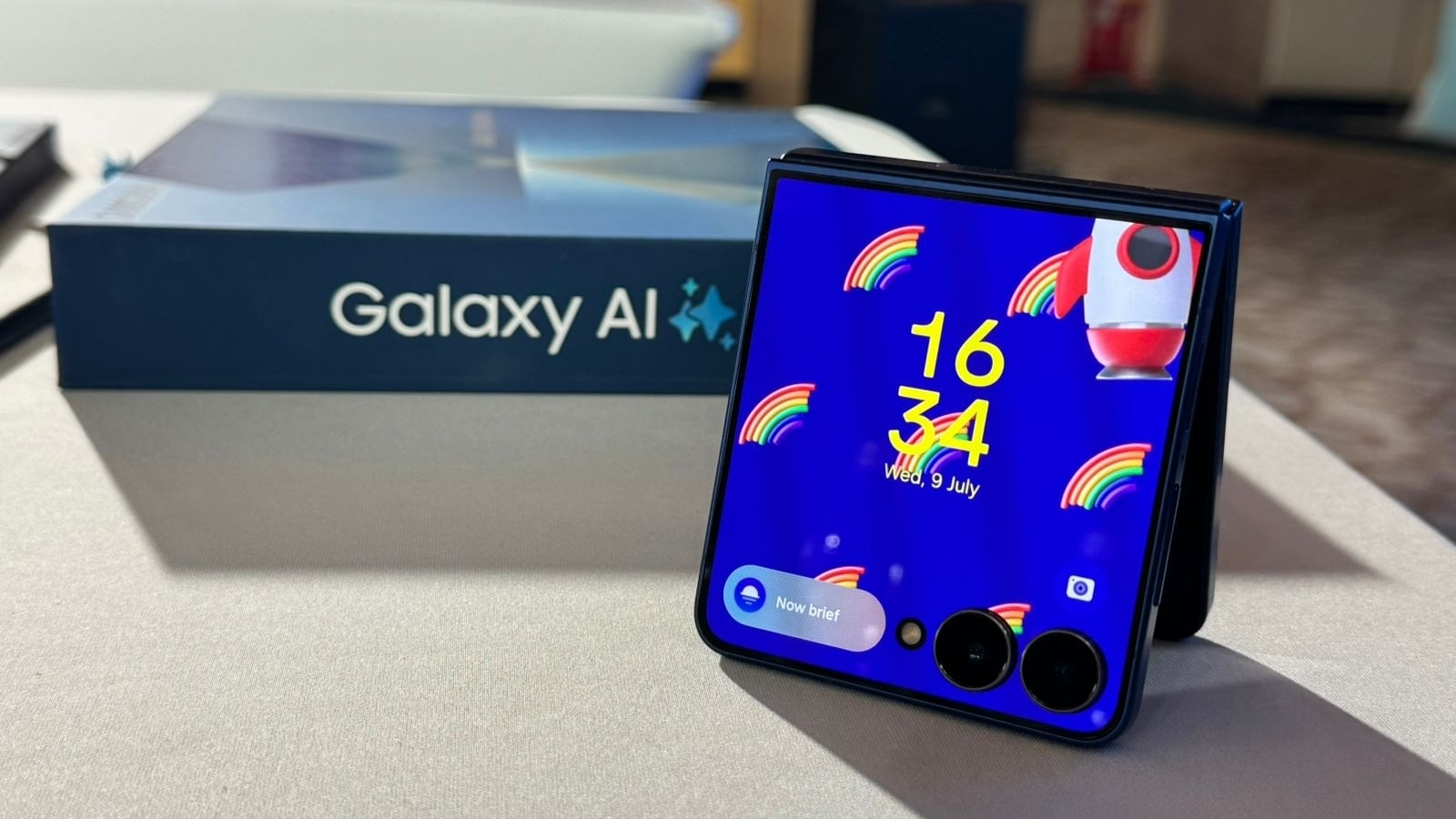 Samsung Galaxy Z Flip 7 and Z Flip 7 FE sale offers: Grab up to ₹12000 cashback and more