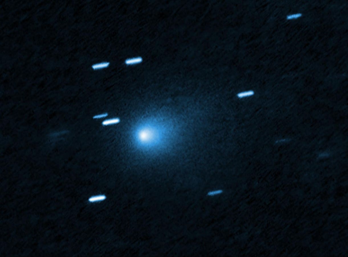 NASA’s Hubble Tracks Alien Comet Moving At 36-Miles/Sec Towards Sun