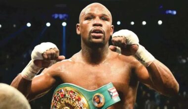 Boxing Legend Says It ‘Wouldn’t Be Fair’ To Face Floyd Mayweather After Call Out: “He’s Too Small”