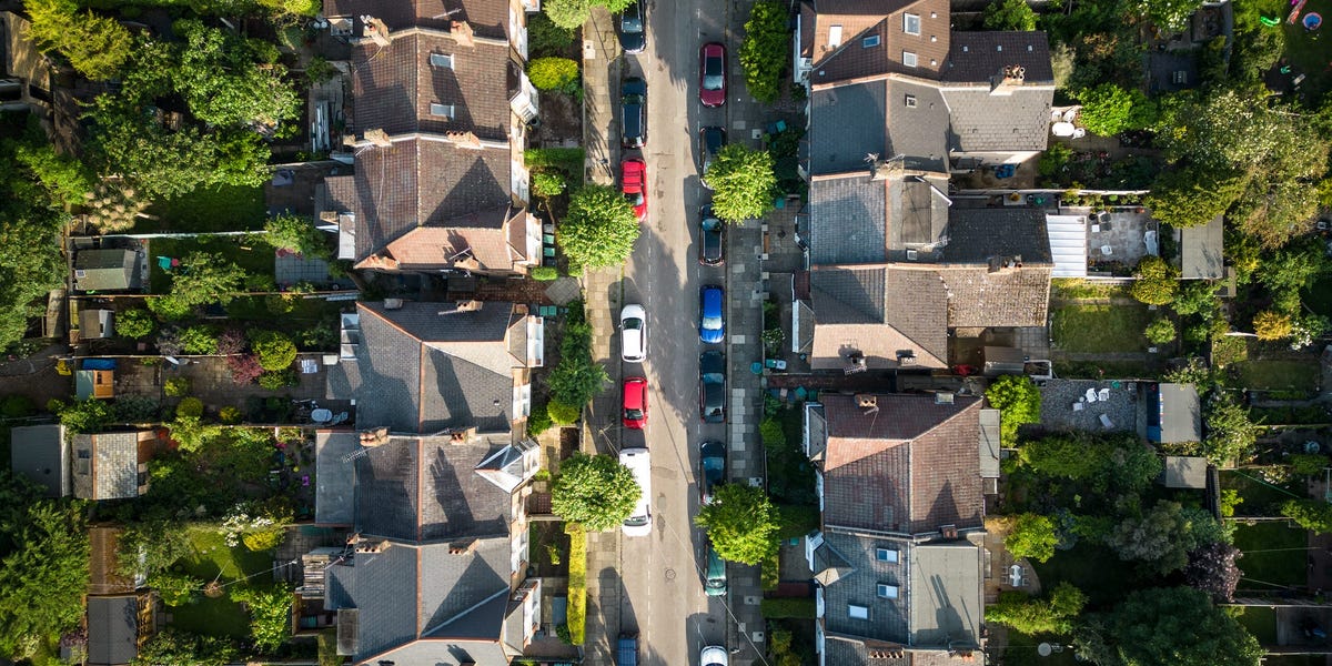 Home Prices Dropping the Fastest in These 5 Cities Amid Foroen Market