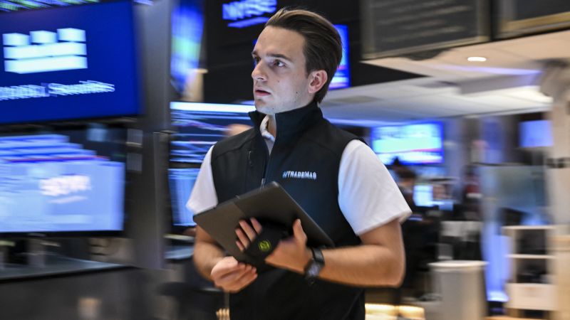 Stock market rally stalls as Wall Street digests US-EU trade deal