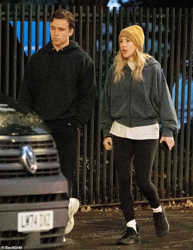 The singer appeared in good spirits as the actor caressed her bottom amid their romantic stroll through the city