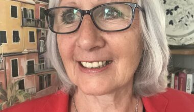 For years, 73-year-old Glenn Lilley lived with bouts of vertigo, ringing in her ears and worsening hearing, and was told time and again there was nothing to worry about