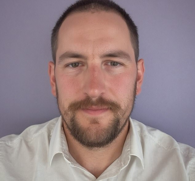 Matthew Wilcox developed a numb burn that made every step feel wrong, as if the floor had developed a tilt – it was cellulitis, a bacterial infection in the skin and the tissue underneath