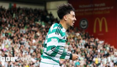 Sebastian Tounekti celebrates