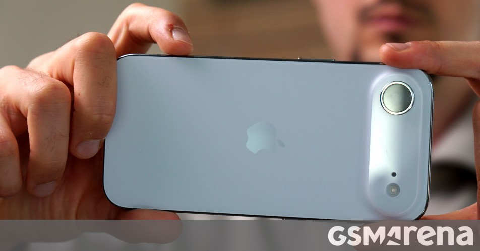 Check out some iPhone Air photo samples, we've got selfies too