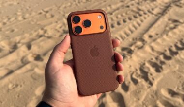 Some iPhone 17 users report Wi-Fi and CarPlay connectivity bugs