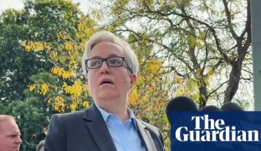 Trump news at a glance: Trump orders deployment of national guard to ‘war ravaged’ Portland | Trump administration