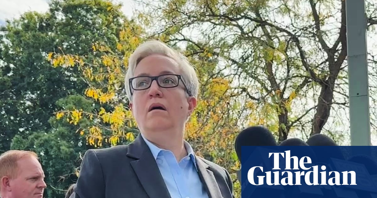 Trump news at a glance: Trump orders deployment of national guard to ‘war ravaged’ Portland | Trump administration