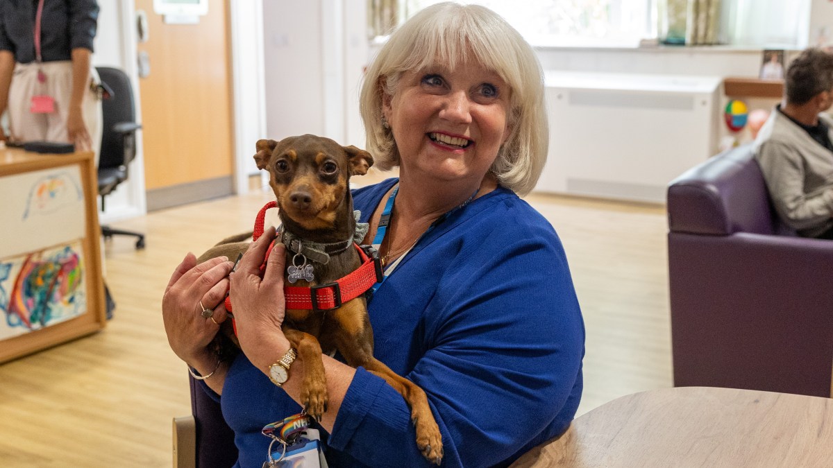 Generation at risk from mental health failures, says NHS chief