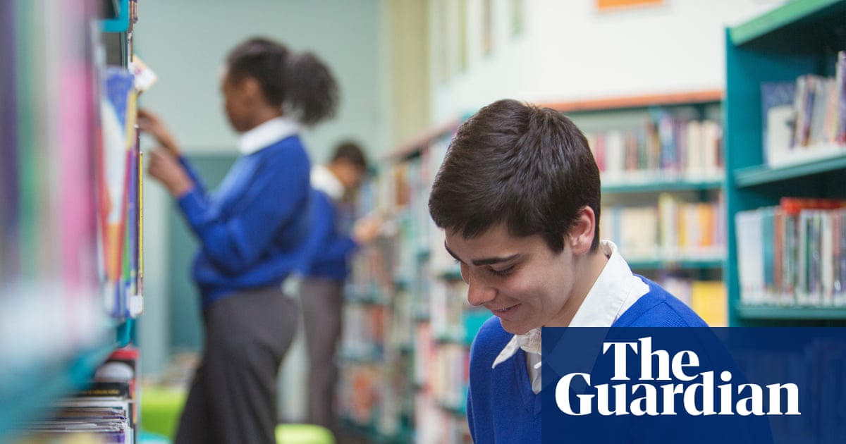 Year 8 state school pupils in England could face mandatory reading tests | Schools