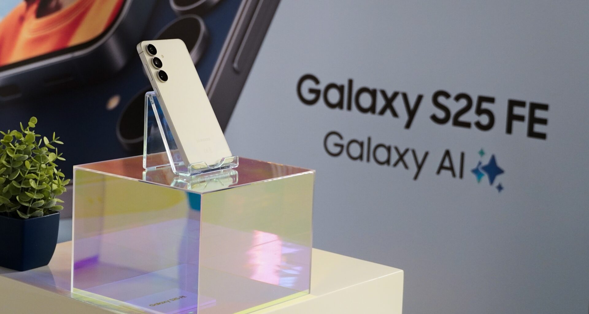 The Samsung Galaxy S25 FE in hands-on photos.