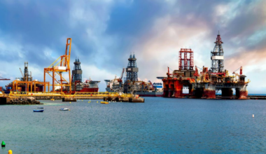 Excess supply still overhangs offshore rig construction market