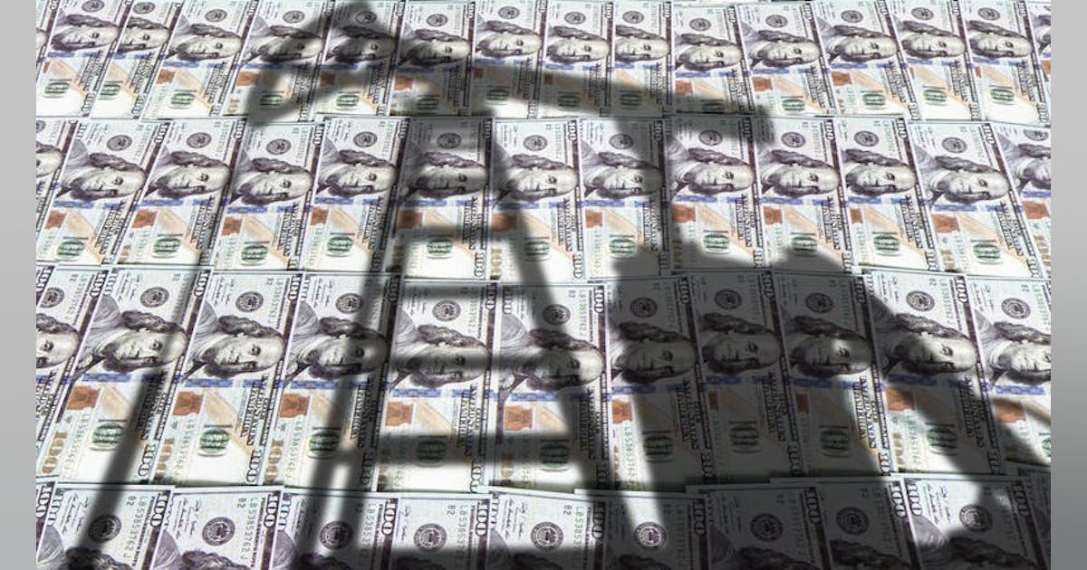 Crude prices look to fundamentals, not the Fed