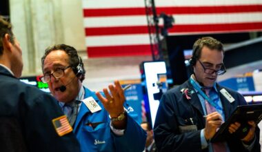 Stock Market Outlook: 5 Risks to S&P 500 Investors Should Know About