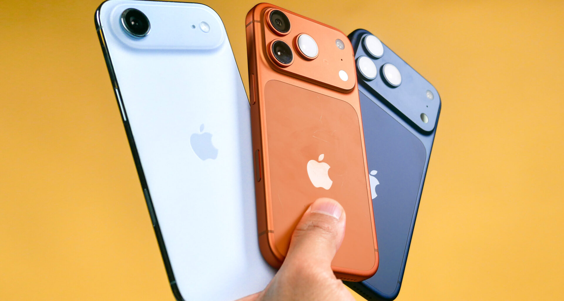 iPhone 17 scratchgate.