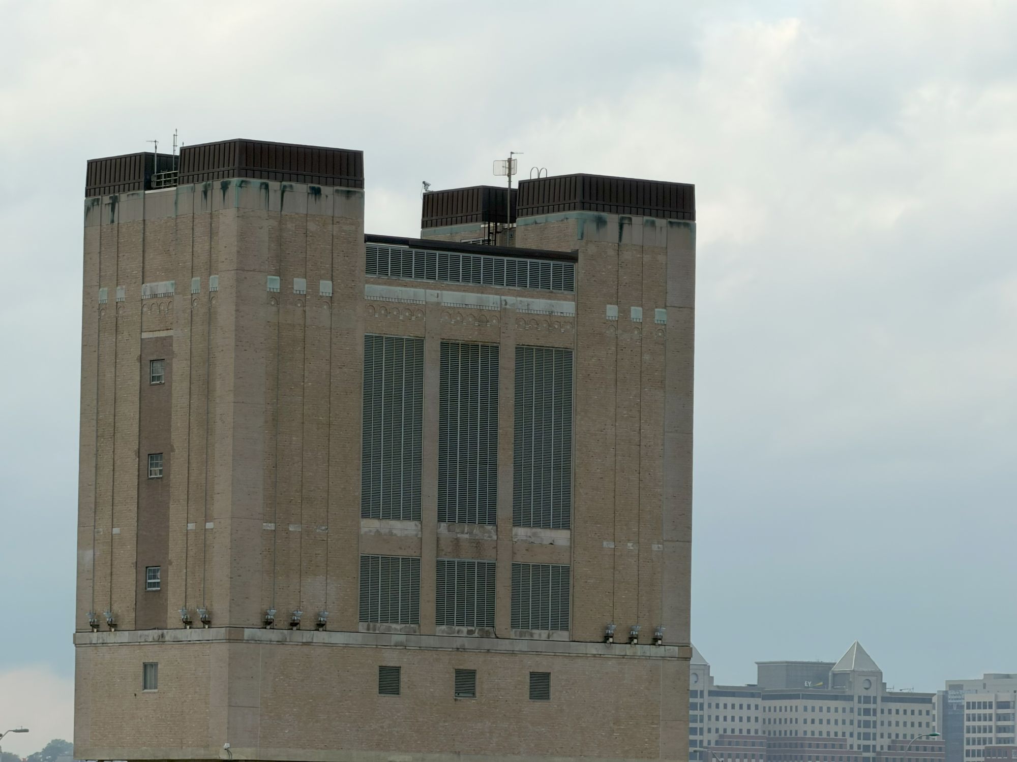 Apple iPhone 17 Pro Max zoom sample.