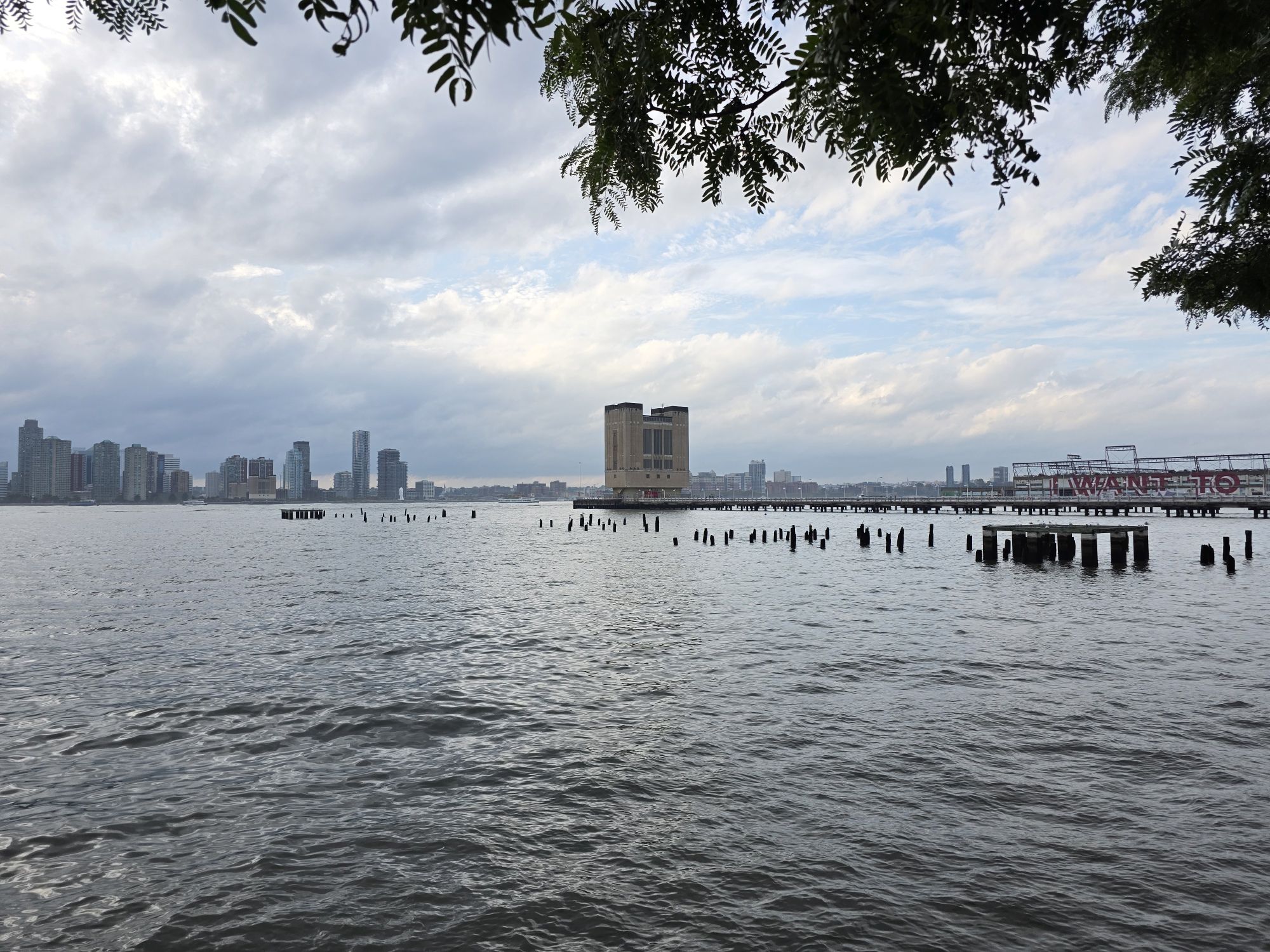 Samsung Galaxy S25 Ultra dynamic range sample.