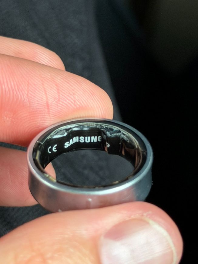 battery swelling on a Galaxy Ring