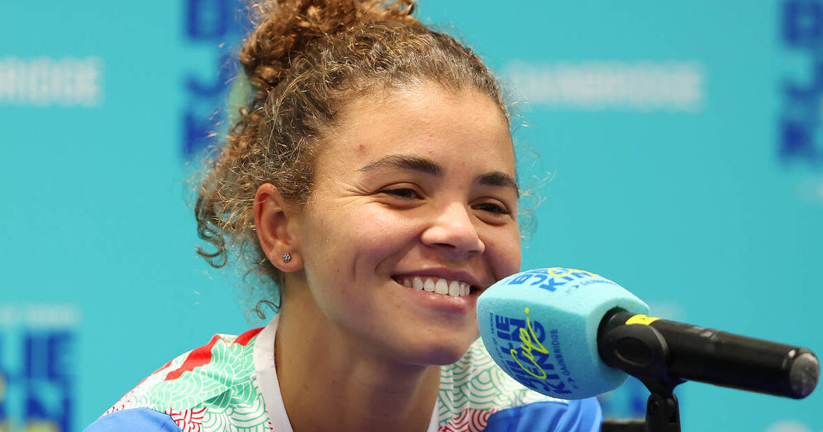 Paolini delight as holders Italy fight back to beat China in 'crazy' Billie Jean King Cup Finals opener - billiejeankingcup.com