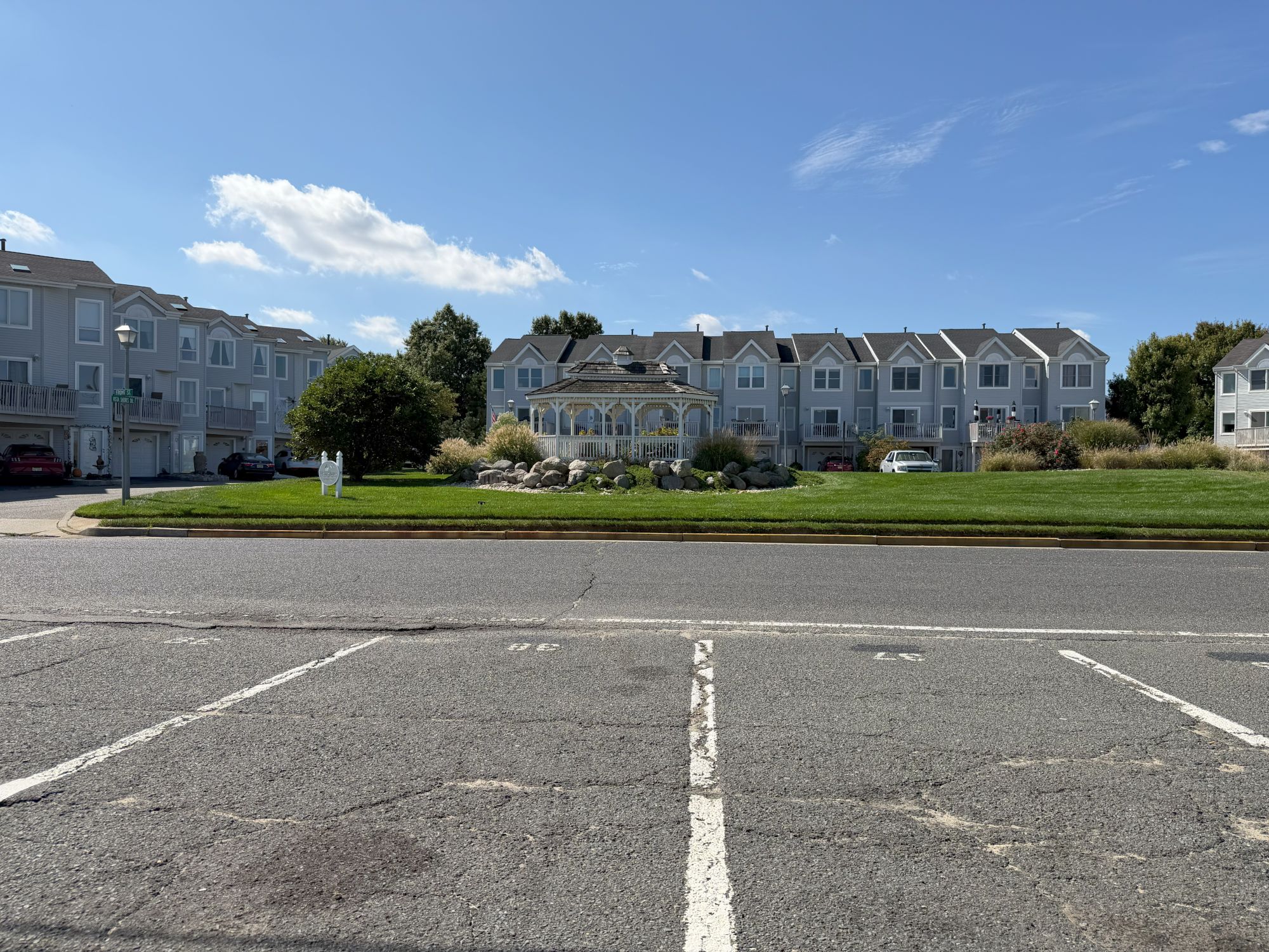 Apple iPhone 17 Pro Max dynamic range sample.