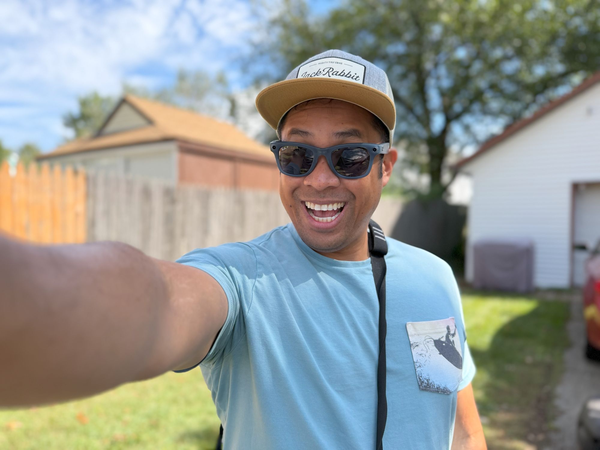 Apple iPhone 17 Pro Max portrait sample.