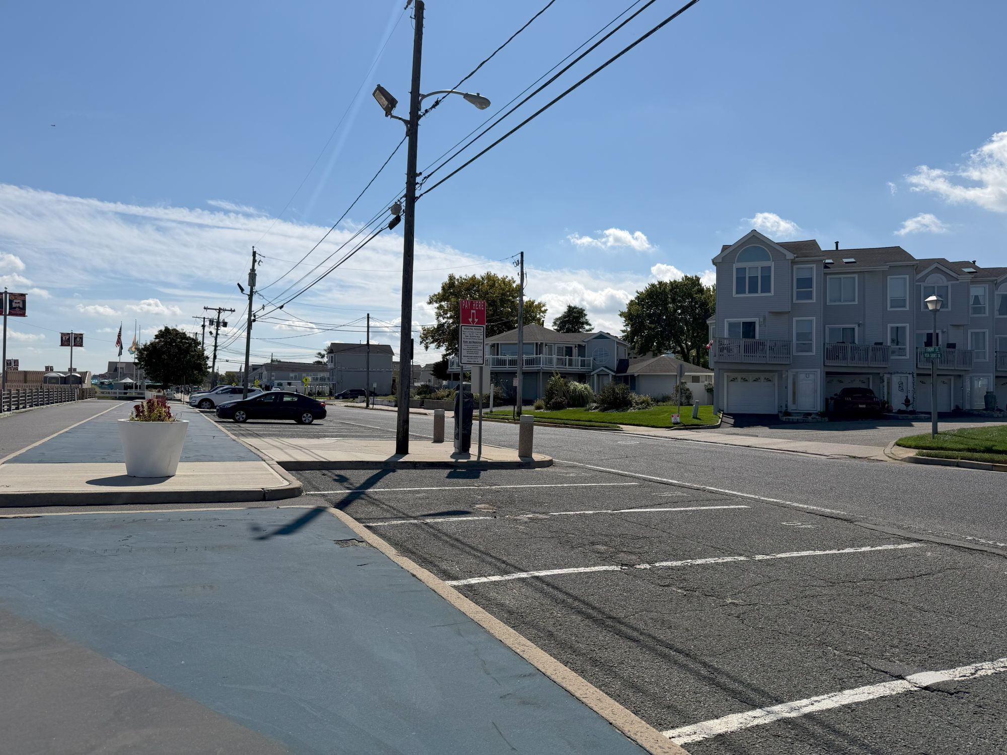 Apple iPhone 17 Pro Max dynamic range sample.