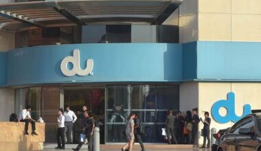 Now call emergency numbers on your 5G smartwatch with du network