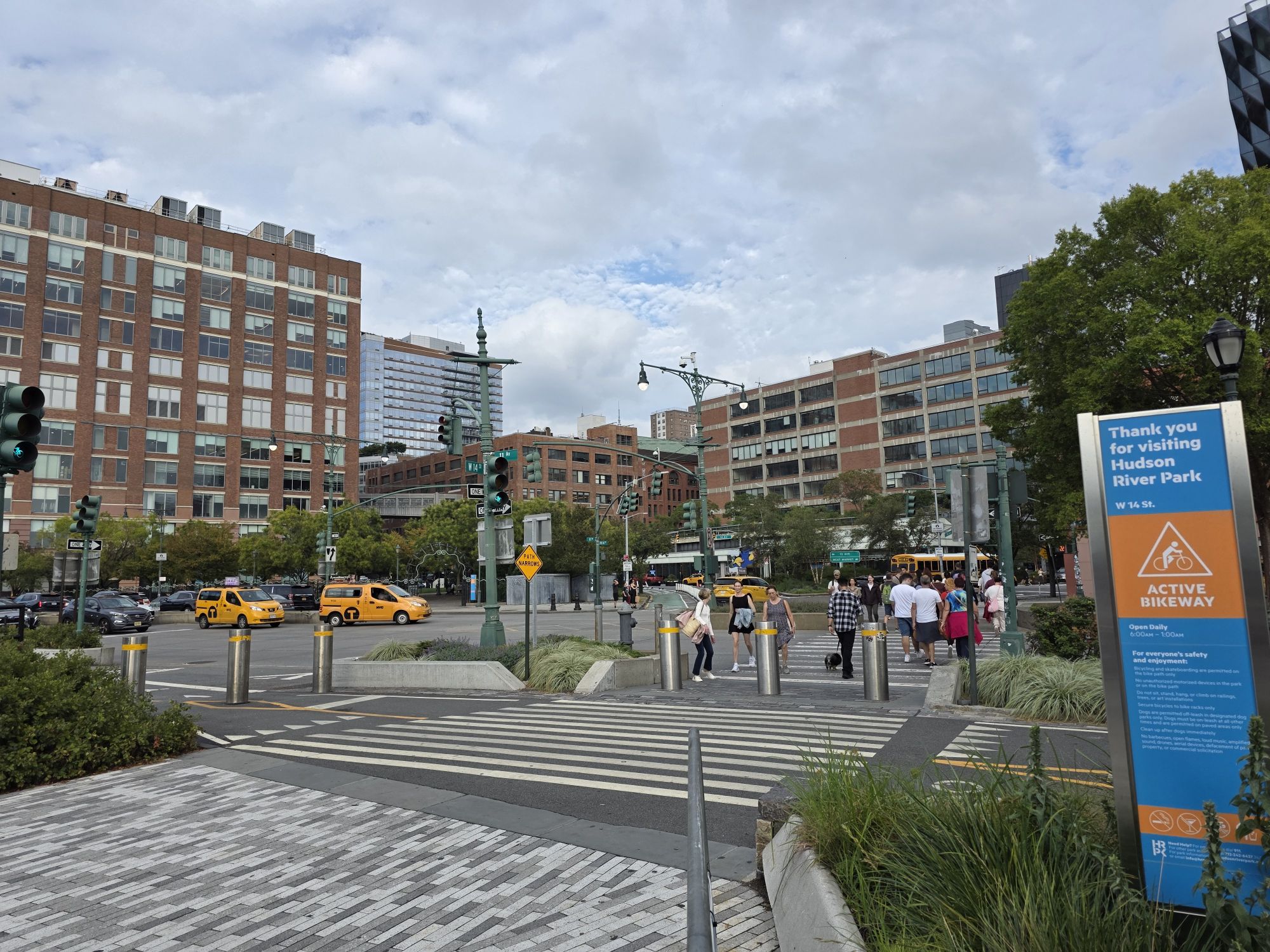 Samsung Galaxy S25 Ultra dynamic range sample.