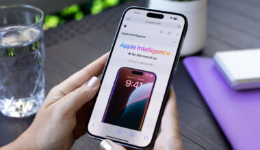 An iOS 26 Bug Is Stopping Some iPhone 17 Users From Downloading Apple Intelligence