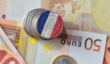 FX Daily: Euro takes France’s downgrade in its stride | articles