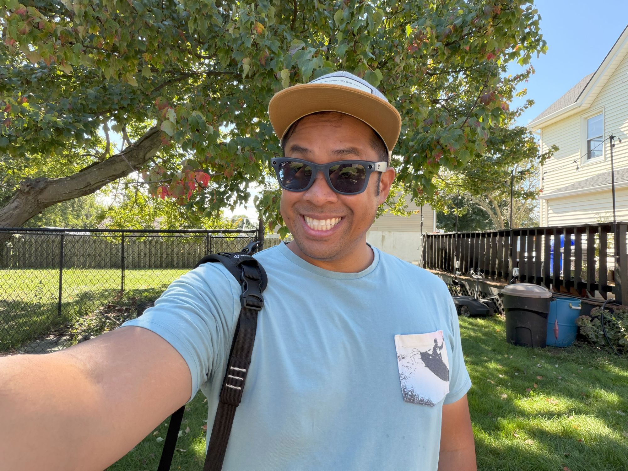 Apple iPhone 17 Pro Max selfie sample.