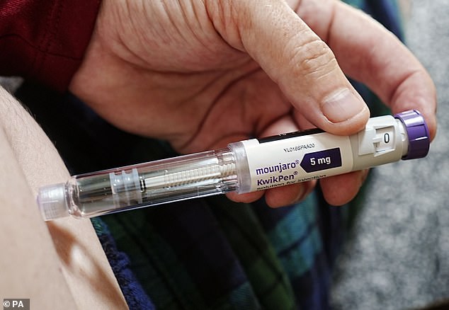 A 5 mg Mounjaro KwikPen injection