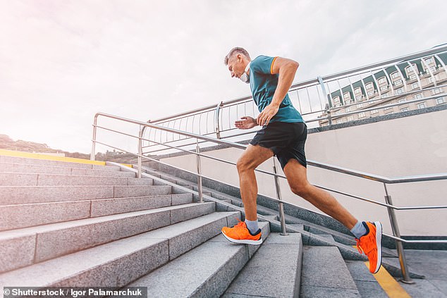 A simple 15-minute exercise break is as effective at improving mental wellbeing as a wellness retreat, according to research