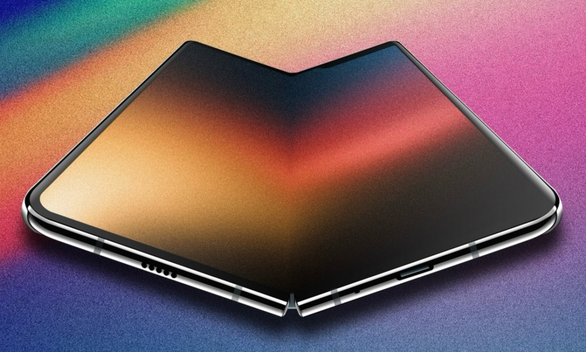 Samsung to start making foldable OLED panels for US client, says report